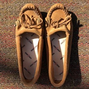 Minnetonka Slippers
